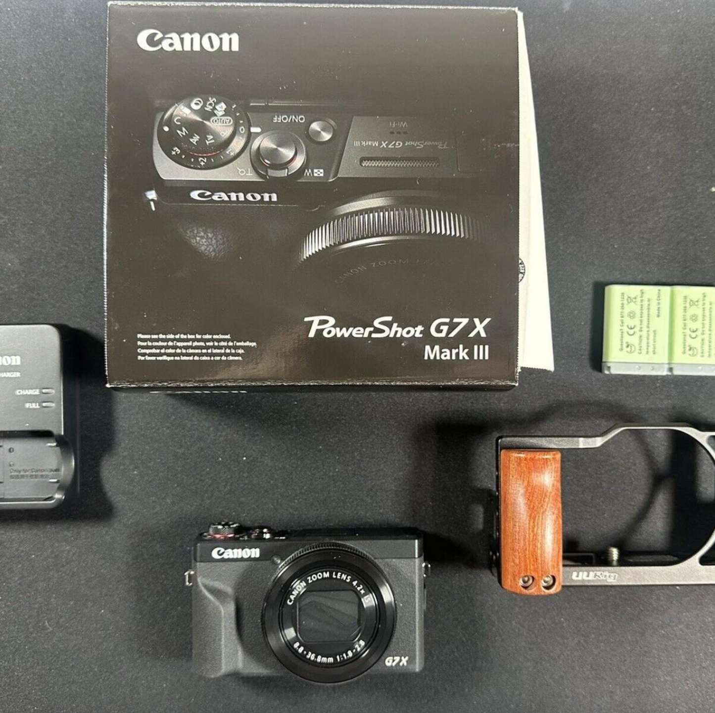 Canon PowerShot G7 X Mark III Digital Camera BLACK With Extras